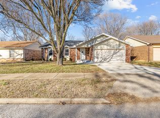 709 W McGee St, Springfield, MO 65807