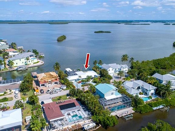 3rd image of 55 Fairview Blvd
