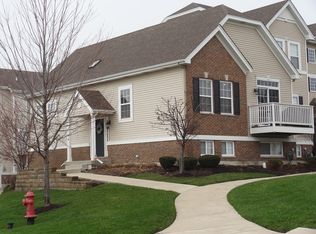 124 Lakeshore Dr, Oswego, IL 60543