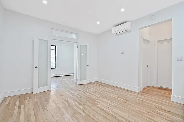 Rented by Crifasi Real Estate | media 13