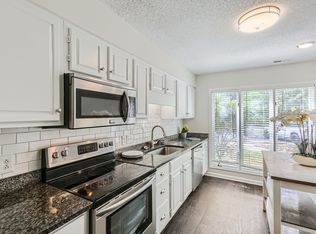 114 Mossbark Ln, Chapel Hill, NC 27514