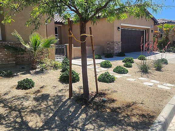 2nd image of 81819 Camino San Juan
