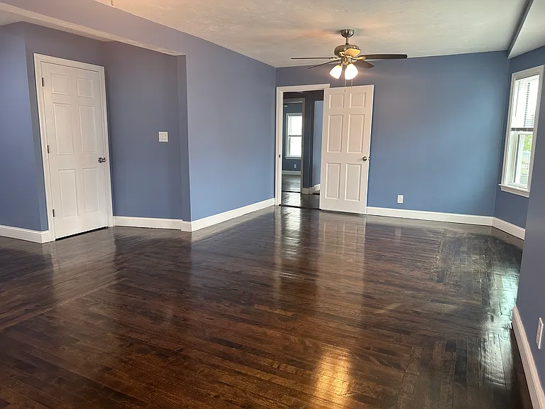 42 Walnut St #1 — Photo 9