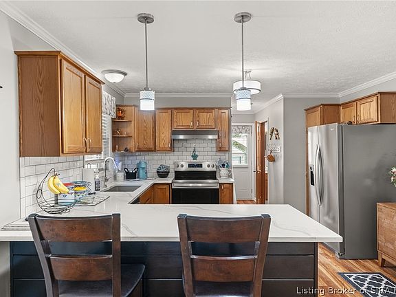 3rd image of 1236 Walts Road