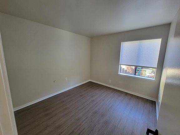 4th image of 115 Meernaa Ave