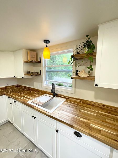 4th image of 35 Burdick Avenue