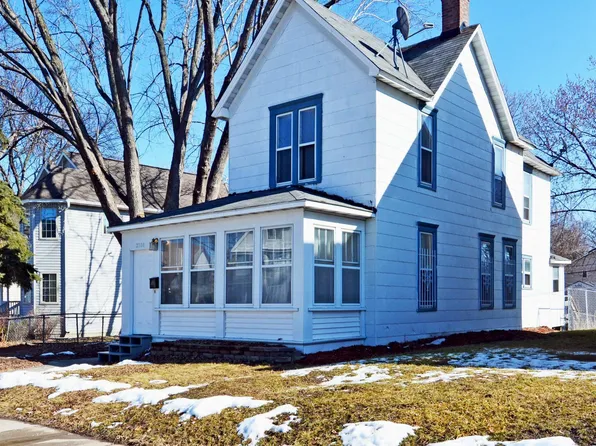 2306 James Ave N, Minneapolis, MN 55411