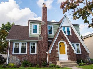 81 Grand Ave, Cranston, RI 02905