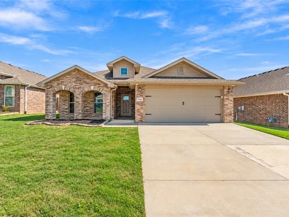 5904 NW Sherman St, Bentonville, AR 72713