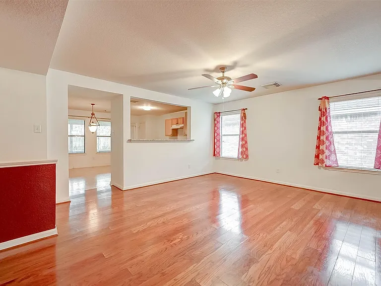 3522 Samuel Adams Ln — Photo 10