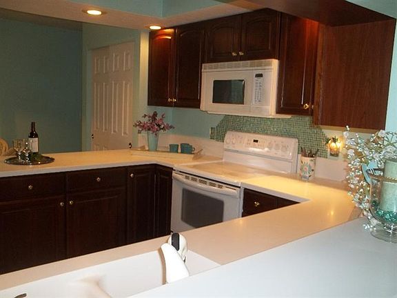 5th image of 4468 Sentry Hill Ct