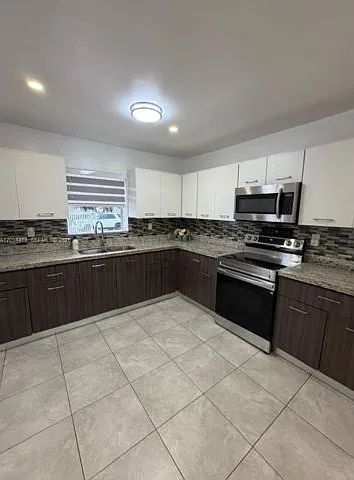 20301 SW 117th Ave — Photo 8