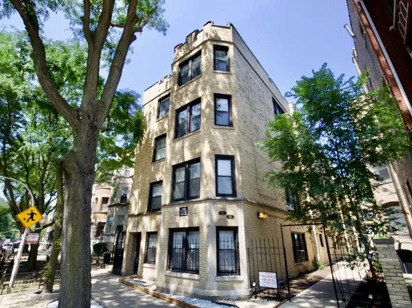 646 W Roscoe St, Chicago, IL
