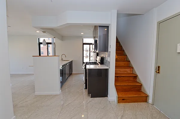 Rented by Compass | media 29