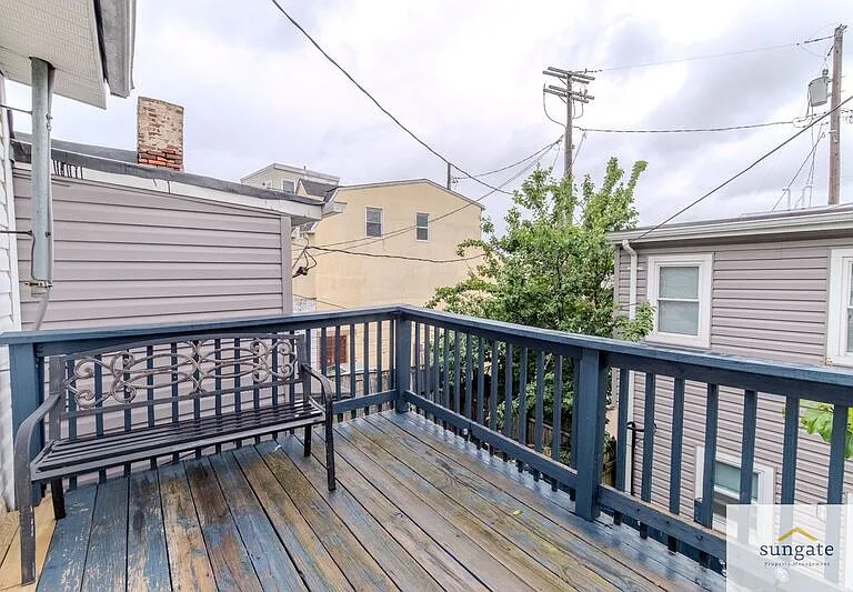 1632 Light St — Photo 18