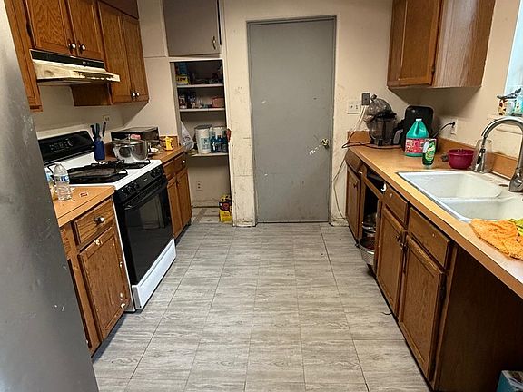 5th image of 1255 Main St