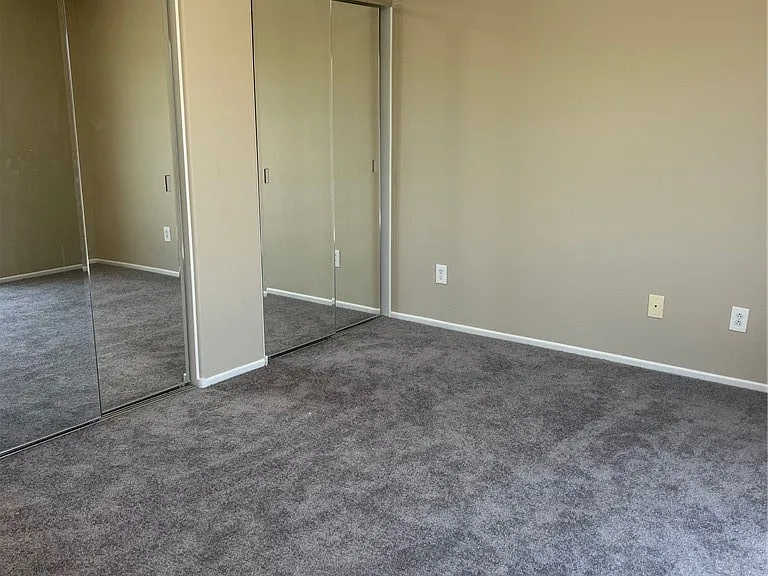 168 Gilliflower Ave — Photo 16