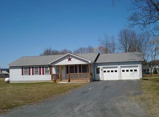 22 Bracketts Cir, Charlestown, NH 03603