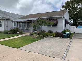 204 E Preston Ave, Wildwood Crest, NJ 08260