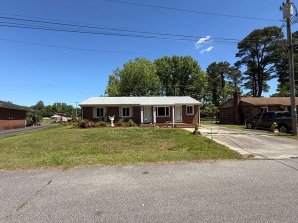1610 Lexington Dr