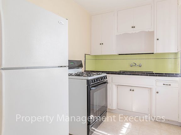 5th image of 7545 High St
