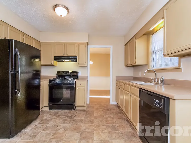 2889 Darrah Ct SW — Photo 5