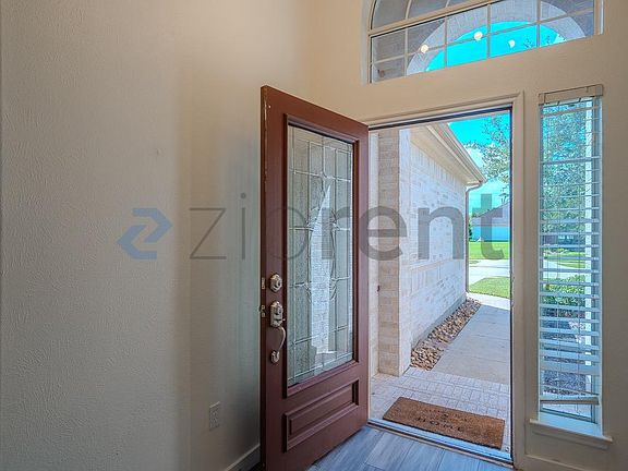3rd image of 4460 Gran Canary Dr
