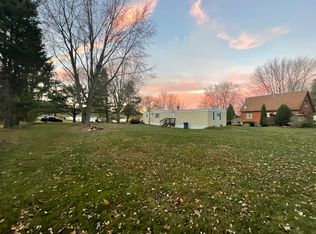 2616 Van Dyke St, Conklin, MI 49403