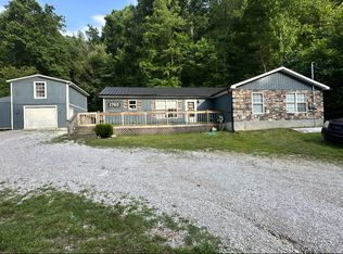 1765 Mason Lake Rd, Berea, KY 40403