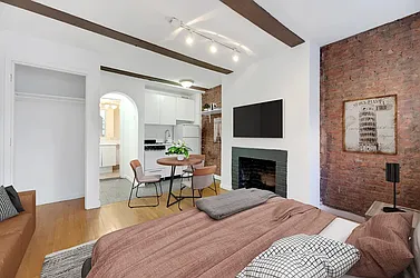 Rented by REAL New York