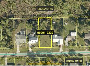 3630 Papaya St, Saint James City, FL 33956