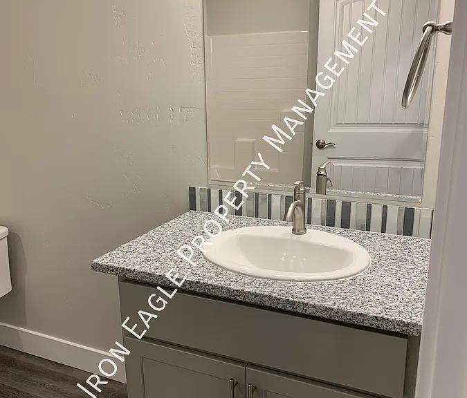 509 Borah Ave W #4 — Photo 16