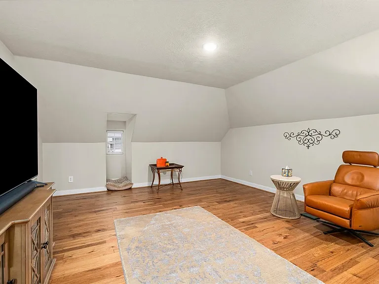 122 Coral Bells Ct — Photo 27