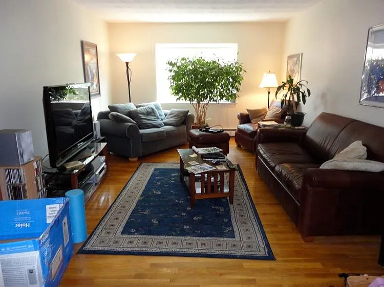 497 Centre Street — Photo 2