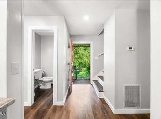 8703 Olde Colony Trl APT 39, Knoxville, TN 37923