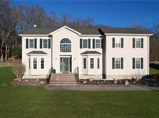 9 Ryan Ct, Smithfield, RI 02917