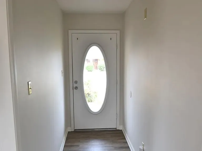10087 Hyman Dr — Photo 1
