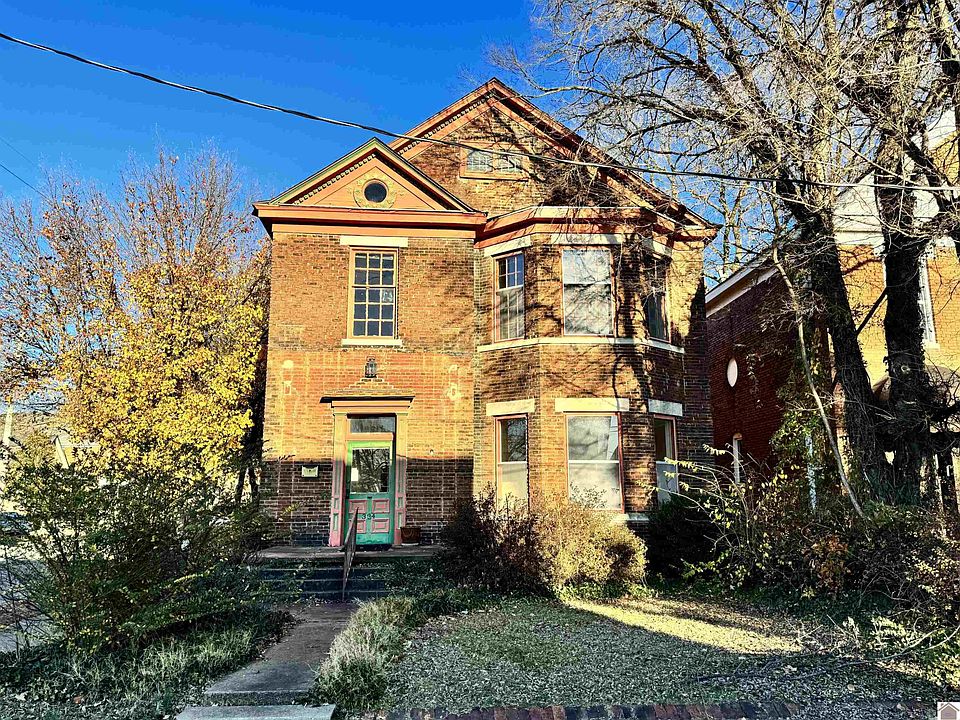 1st image of 334 N 9th St
