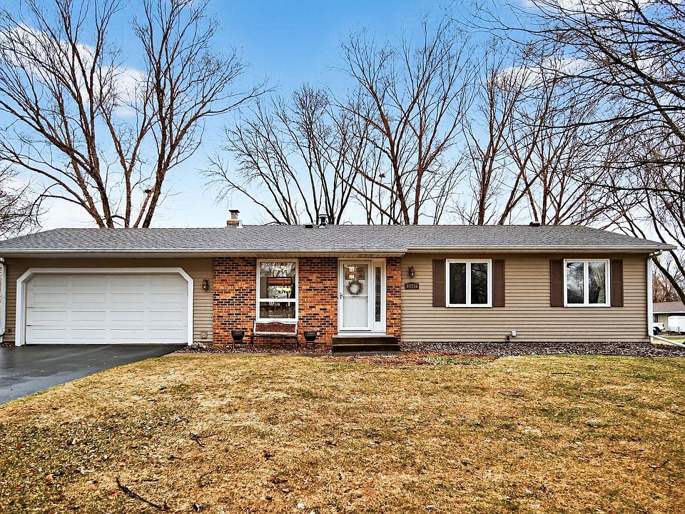 1st image of 10156 Pilgrim Ln N