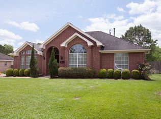 8035 Gleneagles Dr, Beaumont, TX 77707