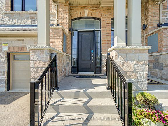 2nd image of 36 Elkington Cres