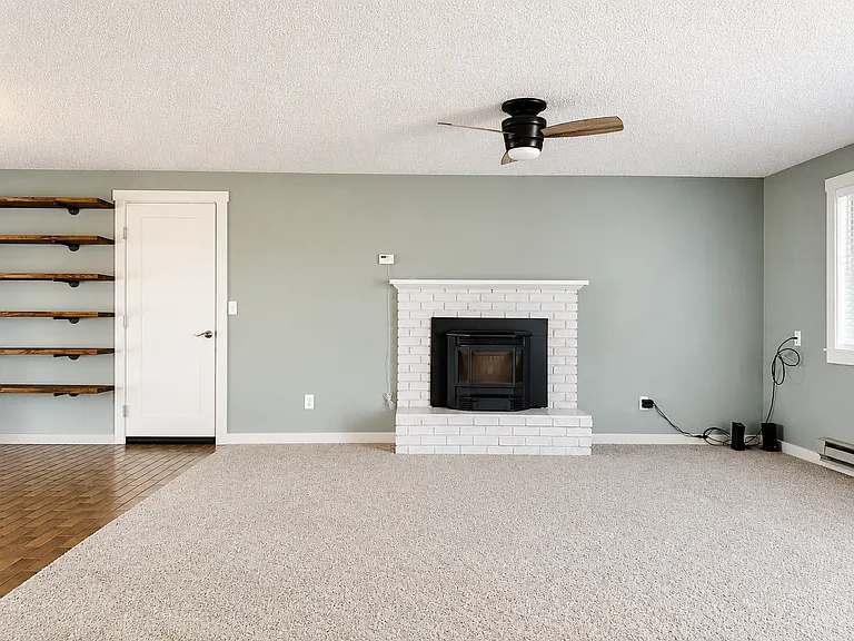 441 Columbia St — Photo 7