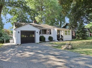 32 Heighwood Trl, Sparta Twp., NJ 07871
