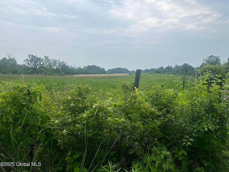 3rd image of L15 School House Road