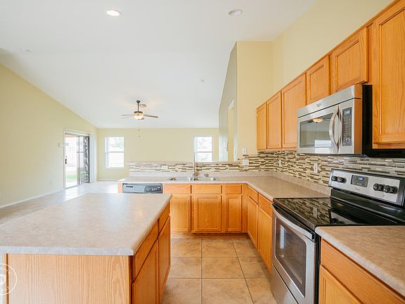 2nd image of 15825 W Tara Ln