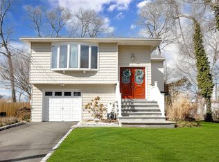 94 Cherokee Ave, West Islip, NY