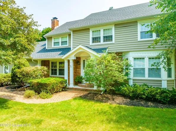 46 Green Meadows Lane, Loudonville, NY 12211