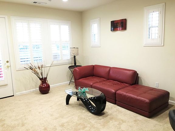 Living room
1st floor