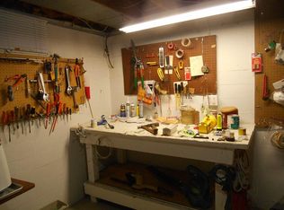 7 Sandhill Dr, Decatur, IL 62521