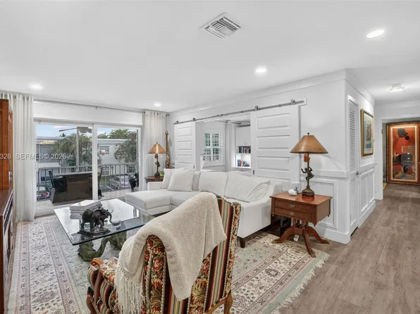 6471 Bay Club Dr APT 3, Fort Lauderdale, FL 33308